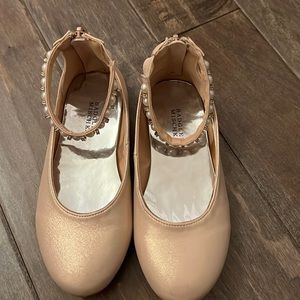 Girls Badgley Mischka shoes